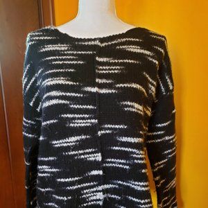 NILI LOTAN Women's B&W Wool Pullover Sweater